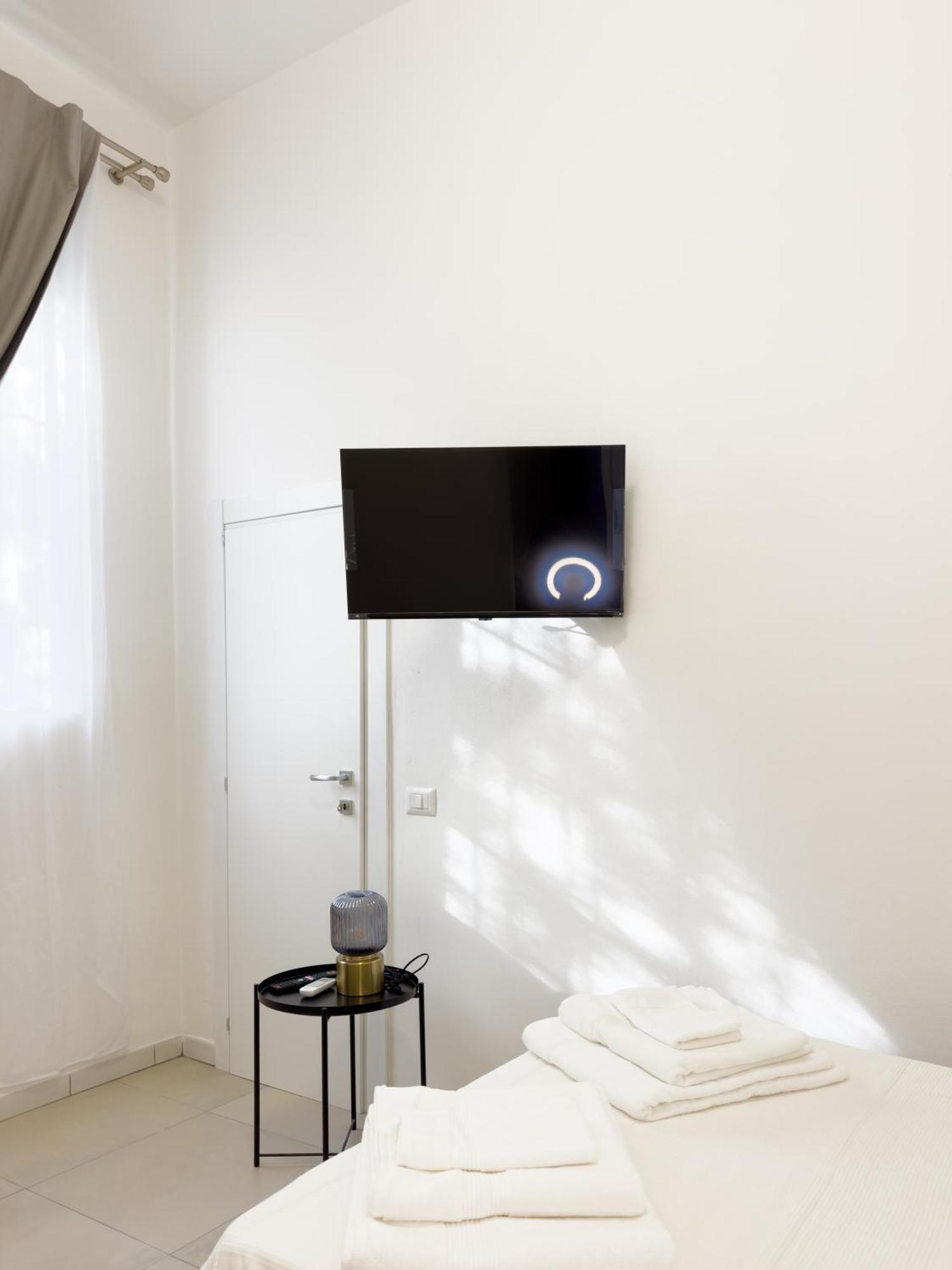 מונצה Gerardo Apartments מראה חיצוני תמונה